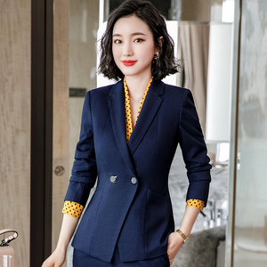 女高管套装