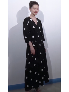 李沁同款黑色波点连衣裙子女2024新款夏季高端精致法式高级感长裙