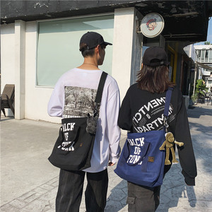 韩国原宿单肩斜挎包女男学生包休闲帆布包机能包ins大容量大包包