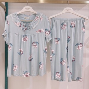 佳洁儿家居服夏女短袖莫代尔睡衣印花套头柔软妈妈宽松套装91746
