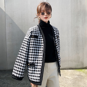 千鸟格大衣女2021秋冬流行韩版宽松百搭黑白格子西装毛呢外套短款