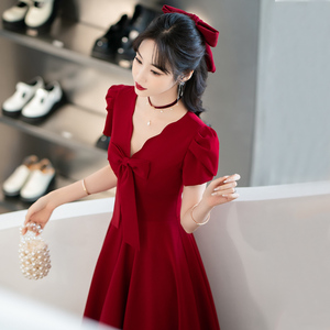 敬酒服新娘高级感酒红色订婚结婚回门礼服连衣裙女平时可穿小个子