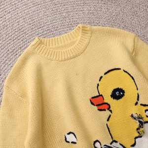 小黄鸭毛衣长款