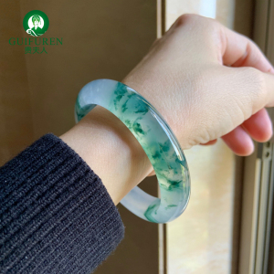 贵夫人冰种果绿翡翠手镯a货冰透玉手镯女款飘花圆条天然缅甸妃镯