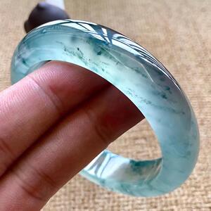 000人付款淘宝七彩云南翡翠手镯冰糯种贵妃圆镯子女士玉手镯玉石