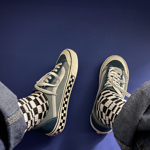 意万斯蓝色牛仔布拼接棋盘格低帮男女帆布鞋半月包头复古休闲板鞋