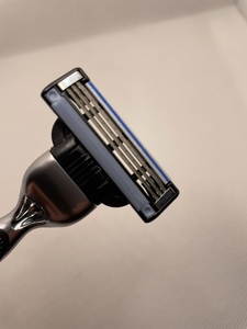 吉列锋速3刀架单个mach3刀片刀头三层剃须刀非原装盒子进口正品