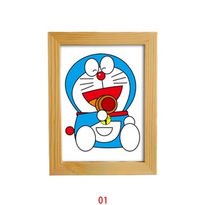 哆啦a梦相框墙
