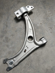 德国原装进口途观途欢夏朗迈腾铝合金下摆臂三角臂下支臂总成