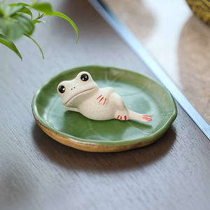 禅意佛系陶瓷小青蛙可养茶宠摆件荷叶莲叶茶室茶桌装饰茶道小摆设
