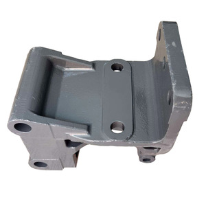 适用于重汽豪沃前钢板前支架t7h前簧前吊耳斯太尔豪瀚原厂配件件a