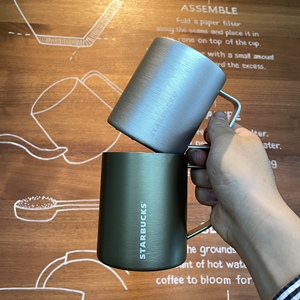 2022星巴克杯子414ml绿色银灰不锈钢桌面杯马克杯咖啡杯情侣对杯