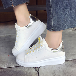 夏秋12少女孩白鞋13大童透气球鞋休闲板鞋中学生11笑脸运动鞋15岁