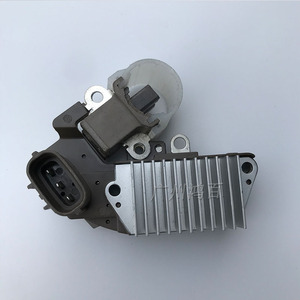 适配小松pc200-6-7挖掘机126000-2320汽车挖掘机28v发电机调节器