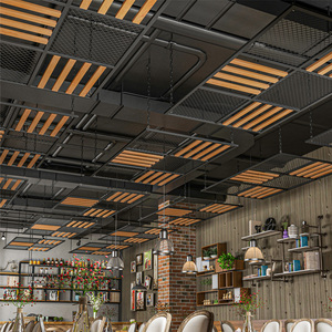 复古工业风吊顶餐厅 天花板镂空铁丝网装饰 简约铁艺木条组合定制