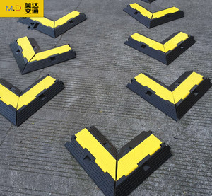 橡胶线槽减速带弯头直角45度90度转角过线板电线护线舞台铺线板