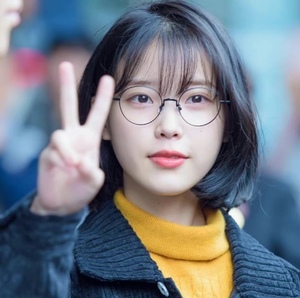李知恩同款眼镜
