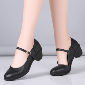 跳舞鞋牛筋底中跟交谊舞鞋四季年轻女鞋不累脚水兵舞鞋室外摩登舞鞋