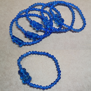 简约款ins风 宝蓝色小熊串珠手链简单好搭串珠弹力手环 闺蜜礼物