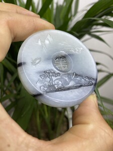 新疆和田玉籽料山水意境牌挂件镯心