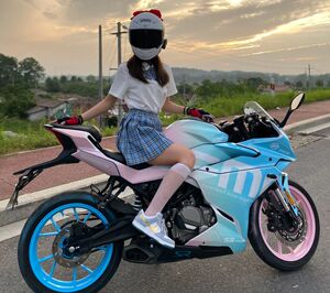 二手春风250sr跑车nk150街车nk400黄龙600ktm390重机车趴赛摩托车