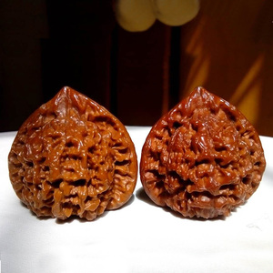 文玩核桃蛤蟆头特大