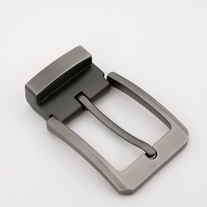 男士皮带针扣头休闲