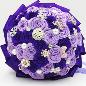 紫色丝带玫瑰花