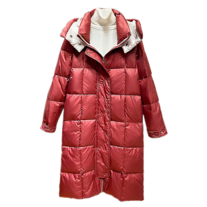 阿玛尼羽绒服女