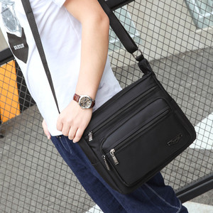 中老年人男士尼龙布单肩斜挎包父亲爸爸男包休闲男式斜跨大包