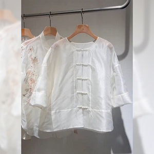 白色衬衫2024新款复古盘扣外套新中式国风高级感设计感淑女上衣潮
