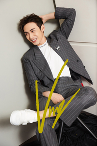 6寸   张彬彬     亲笔签名照片      55号