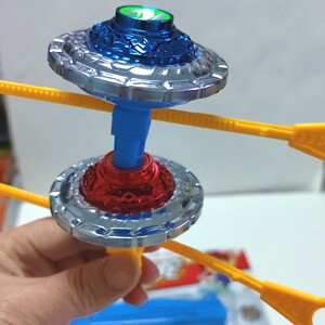 推荐叠罗汉拉条魔幻陀螺手拉式男孩女孩传统儿童玩具拉绳益智