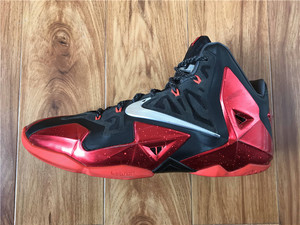 nik lebron 11 lbj11 黑红46码詹姆斯11篮球鞋大码男鞋626374二手