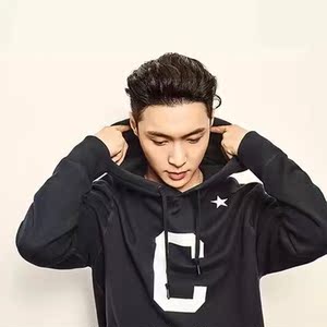 匡威帽子张艺兴