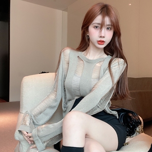 纯欲风辣妹性感镂空破洞罩衫女夏季外搭冰丝薄款长袖防晒短款上衣