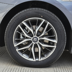 比亚迪秦轮胎原装