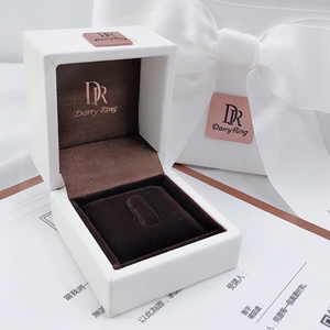 戴瑞钻戒盒子
