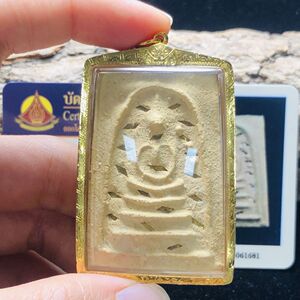 泰国手工艺 佛牌真品 阿赞多 2395年19金崇迪佛吊坠 纯金外壳带卡