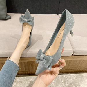 小ck单鞋女2022年新款秋百搭中跟浅口仙女风蝴蝶结尖头细跟高跟鞋