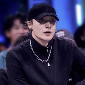 这就是张艺兴同款帽子灯芯绒街舞4纯色休闲百搭运动鸭舌帽棒球帽