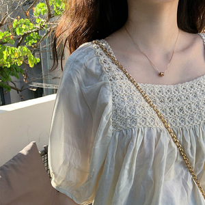 雪纺衬衫女夏季2024新款法式设计感小众甜美名媛气质方领镂空上衣