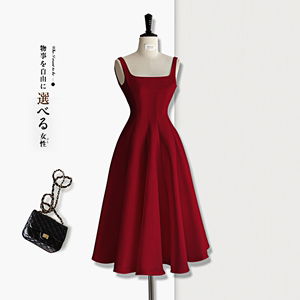 红色吊带连衣裙女法式小众设计感订婚礼服裙高级感蓬蓬裙春夏长裙