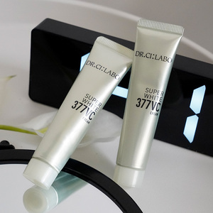 日本城野医生奶白霜15gvc377美白淡斑面霜小样保湿滋润单支装