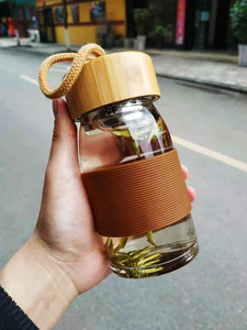 日本代购防烫玻璃杯学生水瓶耐高温创意杯子高端品便携水杯带茶漏
