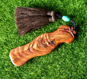 海南黄花梨旗袍 樱子木料 雕刻 书签 把件 挂件388