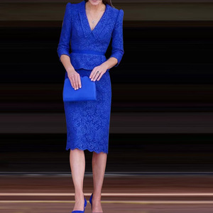 王妃新款法式v领七分袖宝石蓝蕾丝知性气质包臀通勤假两件连衣裙