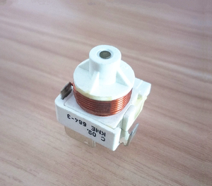 可乐机压缩机启动器 9005 9006款可乐机压缩机继电启动器现调配件