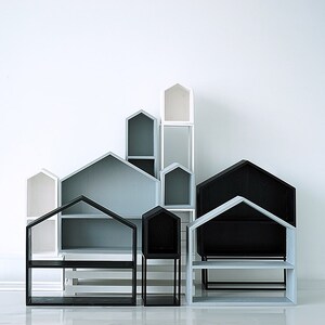 黑白灰色房子造型木架子 冷色调装饰软装 杯子蛋糕展示架 甜品架
