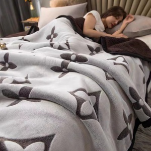 法兰绒毛毯被子办公室午睡加厚春秋季高级双层空调沙发单双人盖毯